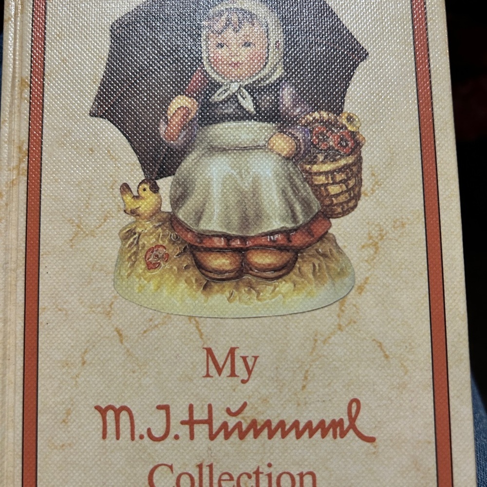 Goebel MJ HUMMEL  Figurine with COLLECTORS BOOK